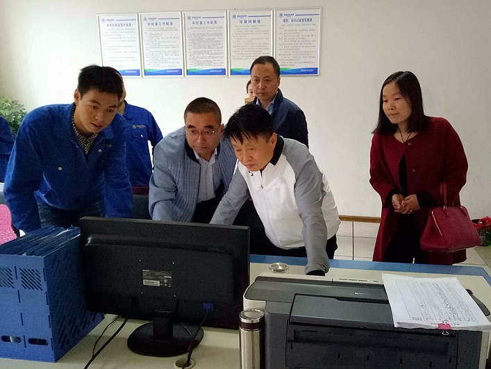 1476149316831711mwSh.jpg 董事長(zhǎng)鎮(zhèn)安視察.jpg