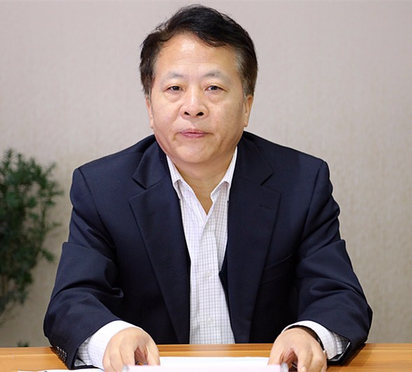 15076209705320702cSD.jpg 綠色能源公司揭牌顧總.jpg