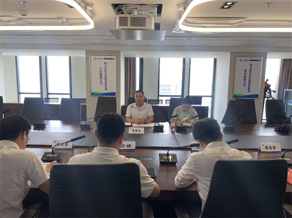 1658110403262636GFTR.jpg 20220715通訊稿—陜西環保集團巡聽督導研究院公司黨支部理論學習組學習.jpg