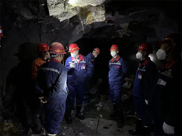 16774563774436178KCi.jpg 井下安檢.jpg