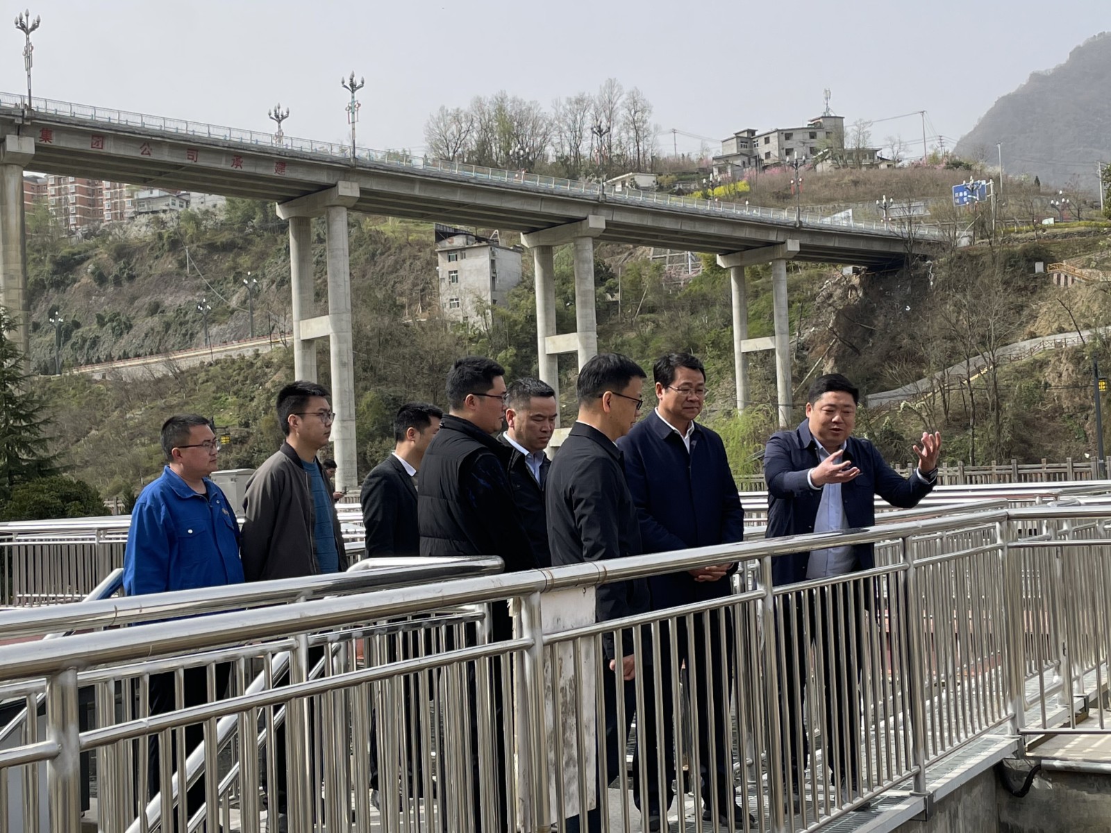 1678756915614862Mhq7.jpg 安康市政協副主席、嵐皋縣委書記馬宏偉道水環境公司嵐皋縣污水處理廠調研-配圖.jpg